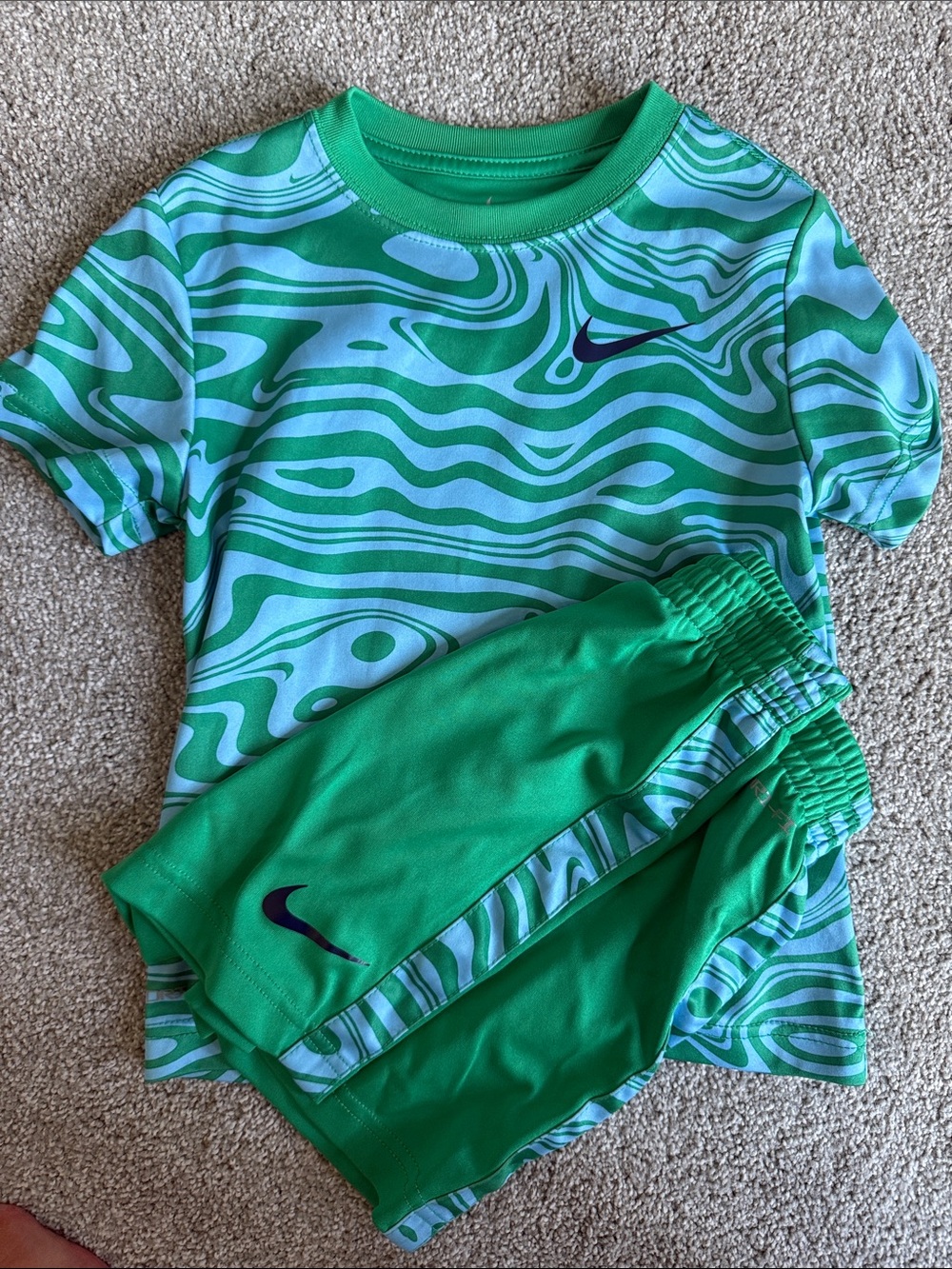 Nike Green Swirl Performance Tee & Shorts Set